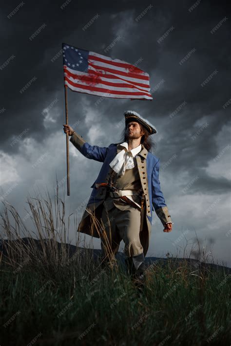 Premium Photo | American revolution war soldier with flag of colonies ...