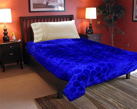Premium Winter Blankets for Home | Amoha Decor