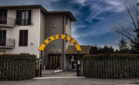 HOTEL SIRIO, SURE HOTEL COLLECTION BY BEST WESTERN (Medolago) - Motel ...