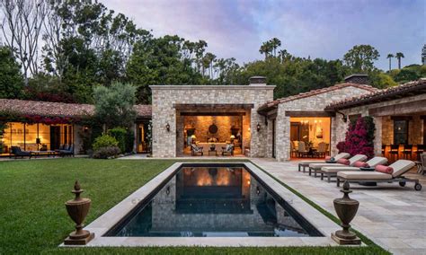 Books | Shaping the World as a Home | Mérci Dehradun | Bring Luxury Home