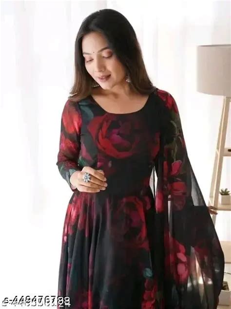 NEW BLUE DRESSES IN WOMEN / GILS