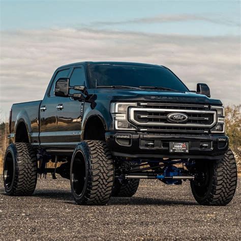 2020 F-250 Platinum with 10" BDS Suspension Lift