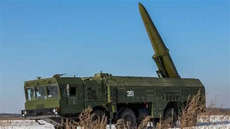 俄宣布在白俄罗斯部署战术核武器，中方表态_凤凰网