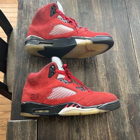 Jordan 5 raging bulls I have box with shoe #used - Depop