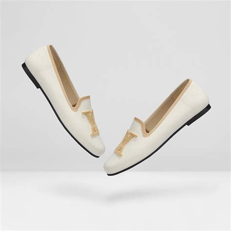Nadia Round-Toe Loafers in Cream Ivory-Sustainable & Stylish | VIVAIA