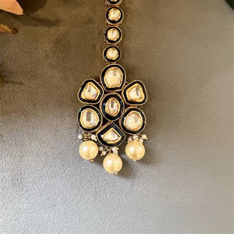 Buy Now Smriti Pearl and Polki Mangtikka – Purple Tresor