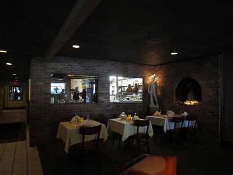 THE 10 BEST Restaurants in New London (Updated July 2025)