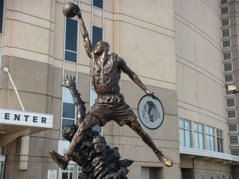 乔丹雕塑,芝加哥NBA公牛队,雕塑艺术,文化艺术,摄影,汇图网www.huitu.com