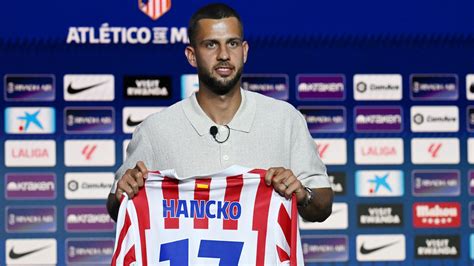 David Hancko reveals magnitude of Al-Nassr contract offer as defender ...