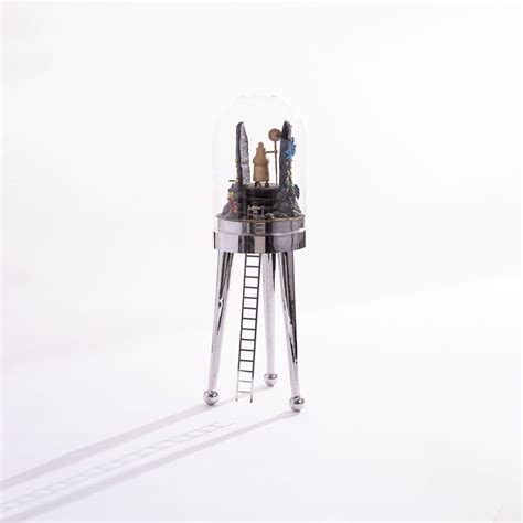 Gatekeeper Cloche with Pedestal – MuseMART