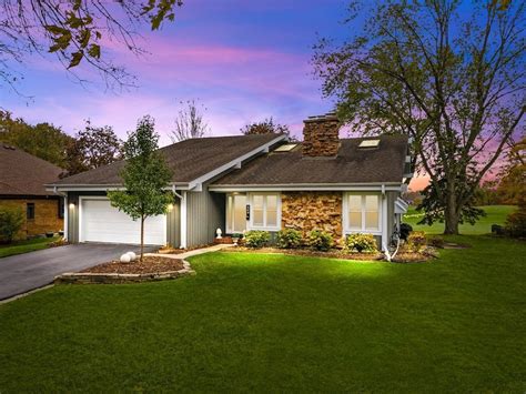 848 W Bauer Rd, Naperville, IL 60563 | Homes.com