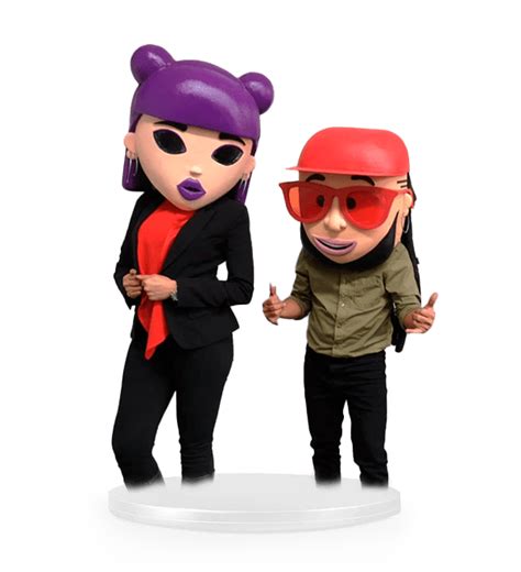 Fabricantes dummies publicitarios, botargas y esculturas Bogotá