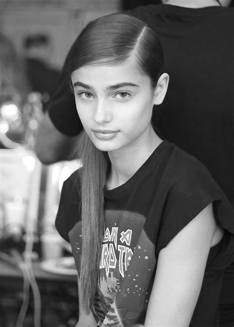 Taylor Marie Hill at DKNY SS14 backstage. | Taylor marie hill, Taylor ...