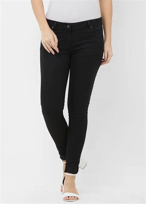 Must-Have Black Jeans & Jeggings To Buy Online | LBB