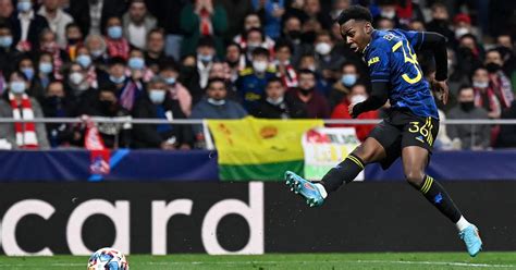 Champions League: Manchester United salvage draw against Atletico ...