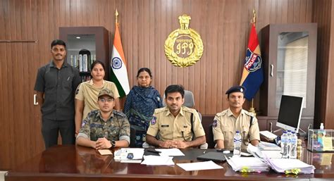 ନାମରେ ୮ ଲକ୍ଷ ଟଙ୍କାର ପୁରସ୍କାର ରହିଥିଲା...