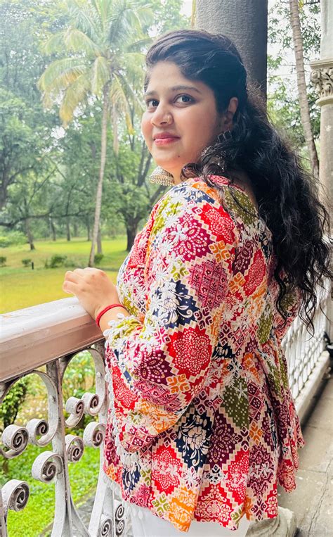 Products – Abhiya Fashion By NAZHIYA