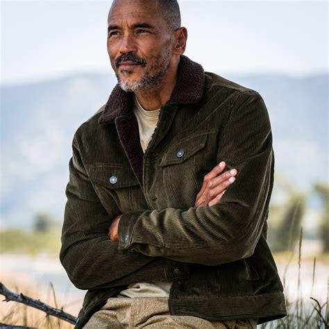 Montana Fleece-Lined Corduroy Trucker Jacket - Line of Trade