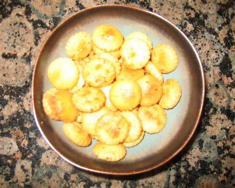 Nannie's Snacker Crackers Recipe - Chef's Resource Recipes