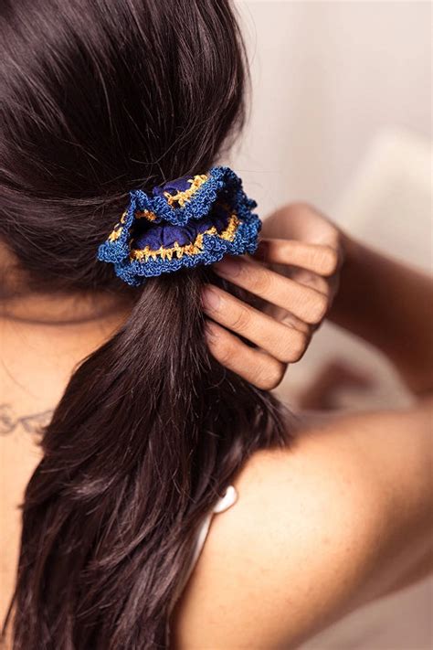 Samoolam Guncha Red Indigo Pop Bloom Scrunchie (Set of 2) – Okhaistore
