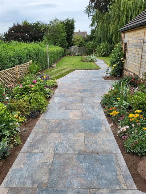 VC00039 1 PALLET OF 21.6 M2 COPPER SLATE PORCELAIN TILES - 40 TILES PER ...