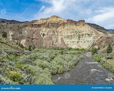 Scenic Highway 19 Runs Along the John Day River Under Cathedral Rock in ...