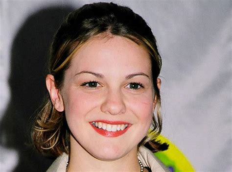 Larisa Oleynik Body Measurements, Height, Weight, Bra Size, Shoe Size