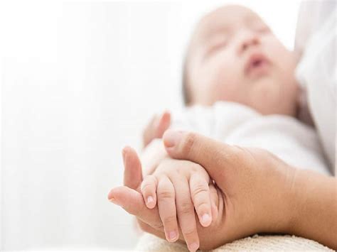 Neuroblastoma: Symptoms Of This Childhood Cancer, Factors That Affect ...