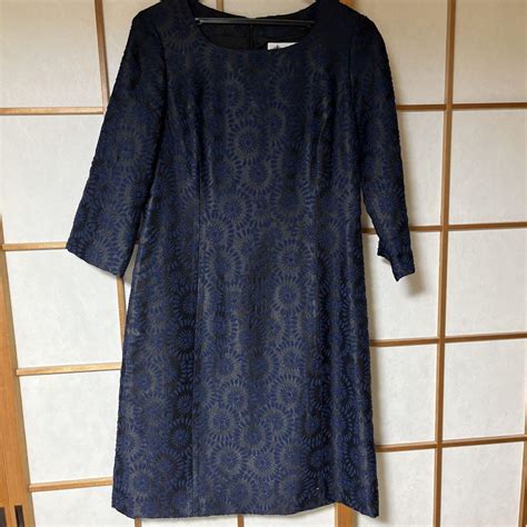 AUSTIN REED ネイビー 光沢 花柄 長袖ワンピース - メルカリ