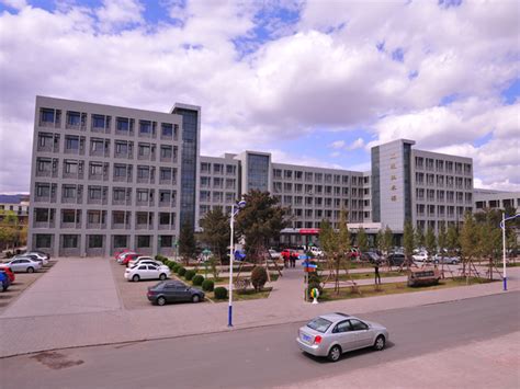 新城校区工程技术楼-内蒙古工业大学