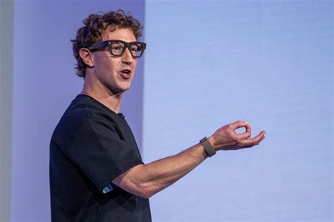 Mark Zuckerberg corta vínculos con la ONG migratoria que ayudó a crear