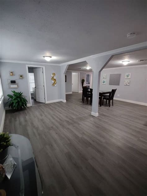 Bright, Comfy and Convenient. Bush Gardens- USF. - Houses for Rent in ...