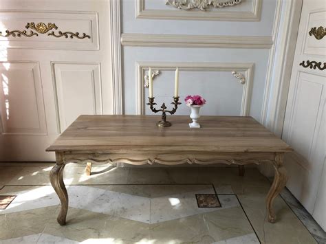 Centre table of Louis XV dainty silhouette – Parrot & Lily Pvt Ltd