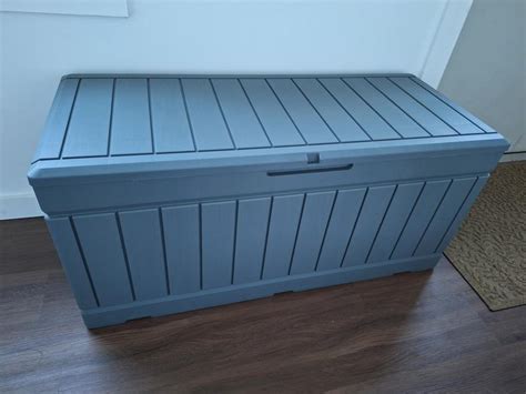 Patiowell 46.4-in L x 20.8-in 82-Gallons Grey Plastic Deck Box WES ...