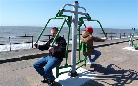 OUTDOOR FITNESS : Outdoor fitness, Outdoor fitness india, Outdoor Gym ...