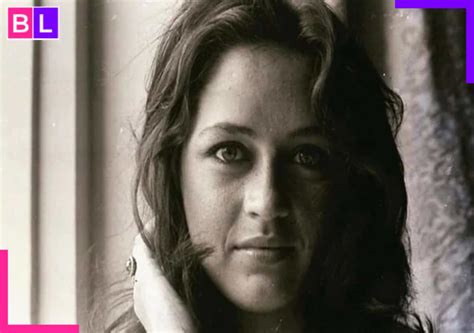 THIS actress was born into Muslim family, married a Sikh man, got ...