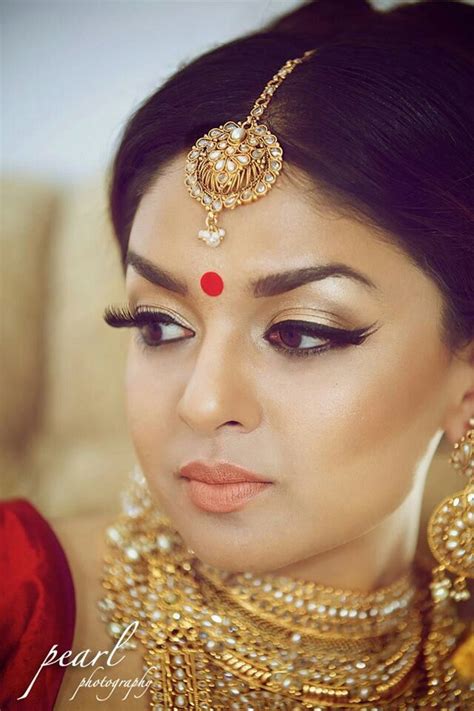 Makeup Tutorial India Bride 的图像结果