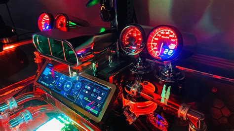 Computer Inside Desk 的图像结果