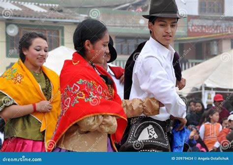 Traditional Ecuadorian Dress Editorial Stock Image - Image of ecuador ...