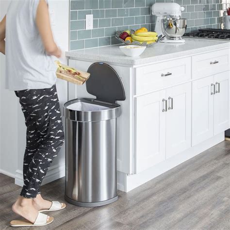 Simplehuman Trash Can Review 2022 | HGTV