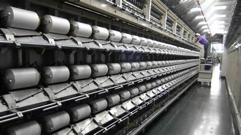 70年砥砺前行，中国纺织业跃上“世界巅峰”-纺织服装周刊