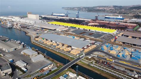 SLOVENIJA | Pomorski promet in infrastruktura / Maritime transport and ...