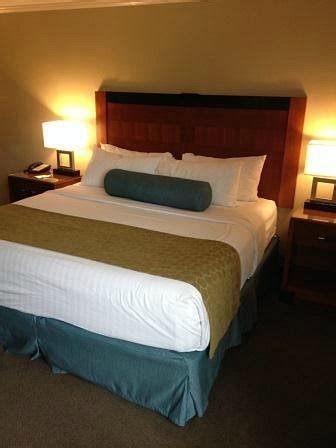 DEGRAY LAKE RESORT STATE LODGE (Bismarck) - Hotel Reviews & Photos ...