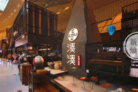 【了不起的小店】瞄准空白市场 年轻夫妻回印江县城开小酒馆 - 当代先锋网 - 社会