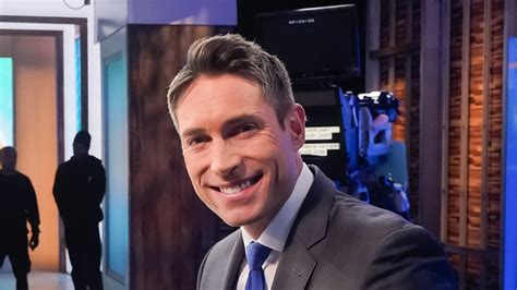 GMA's Whit Johnson shows off muscles and abs in shirtless photo on ...