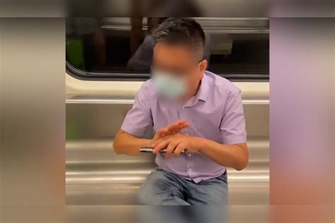 女生地铁上遇男子偷拍果断让其删除细节披露：担心人身安全提前下车