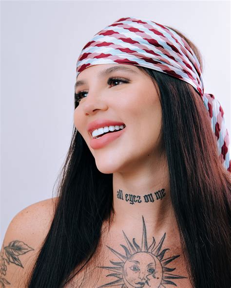 Micaele Bastazini Nudes