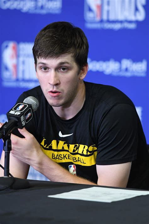 Austin Reaves putting Lakers in impossible spot after NBA playoffs ...