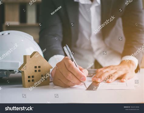 Computer Engineering Guy Drawing 的图像结果