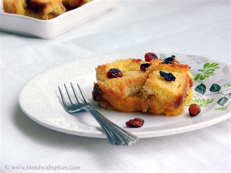 Eggless Bread Custard Pudding Recipe - Blend with Spices